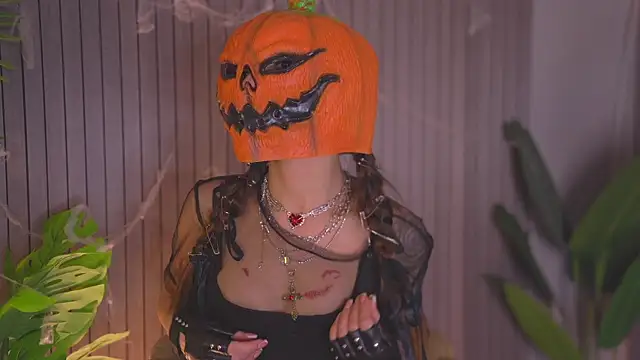 Snapshot of AudreyBrooks_ chatting on 10-31-25, 07:42 AudreyBrooks online show from 10-31-25, 07:42