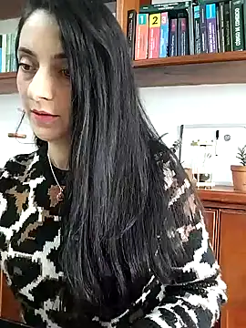 Snapshot of amellie_ros chatting on 12-27-24, 07:35 amellie ros online show from 12-27-24, 07:35