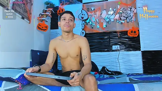 Friendsofeverything  online show from 10-22-25, 12:49