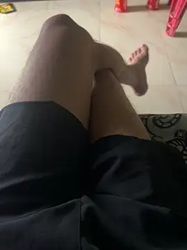 Snapshot of Privateseducer chatting on 09-15-25, 04:01 Privateseducer online show from 09-15-25, 04:01