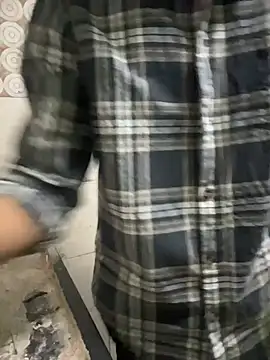 Snapshot of Privateseducer chatting on 11-16-25, 10:32 Privateseducer online show from 11-16-25, 10:32