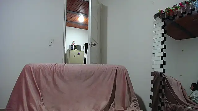 Snapshot of merlin-18 chatting on 12-20-24, 06:08 merlin-18 online show from 12-20-24, 06:08