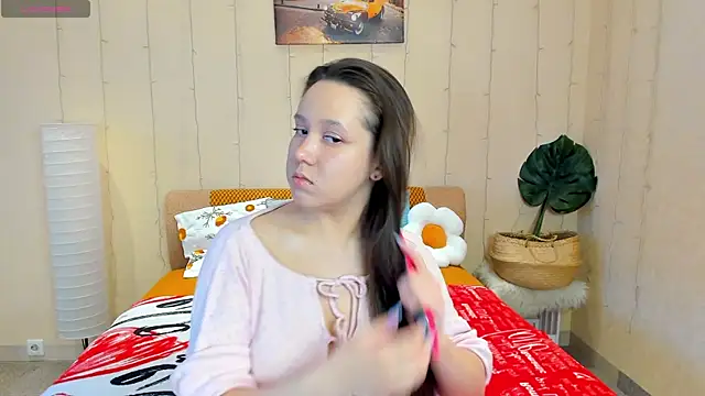 Snapshot of Mira_Karter chatting on 04-02-26, 02:53 Mira Karter online show from 04-02-26, 02:53