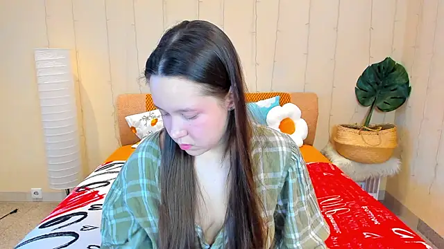 Snapshot of Mira_Karter chatting on 04-09-26, 02:55 Mira Karter online show from 04-09-26, 02:55
