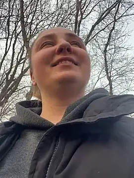 Joannakiss online show from 03-06-25, 02:29