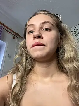 Kitty Katrine online show from 01-14-25, 10:48