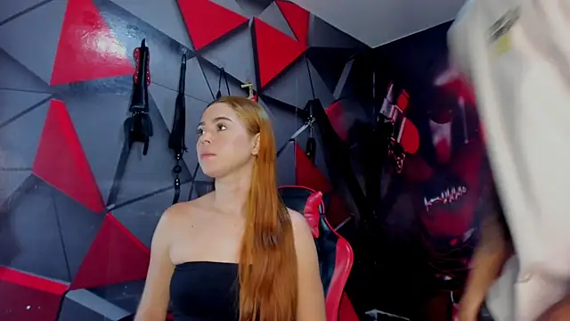 Hana and Zeta online show from 12-16-25, 12:21