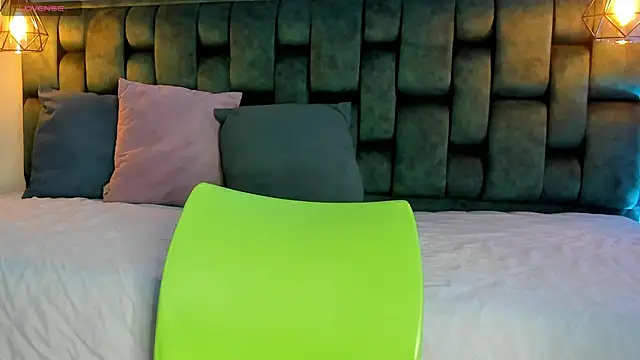 angelswets online show from 10-22-25, 02:39