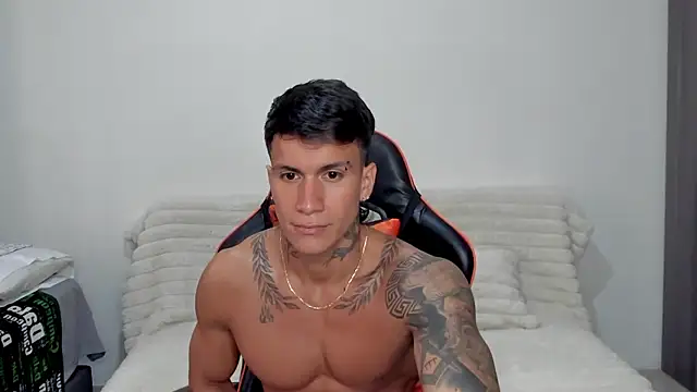 Snapshot of pettergrey1 chatting on 01-13-26, 09:20 pettergrey1 online show from 01-13-26, 09:20