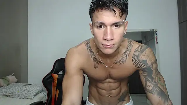 Snapshot of pettergrey1 chatting on 02-21-26, 01:23 pettergrey1 online show from 02-21-26, 01:23