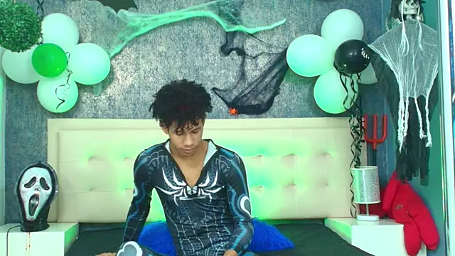 Erick Zhimerman online show from 10-30-25, 04:03