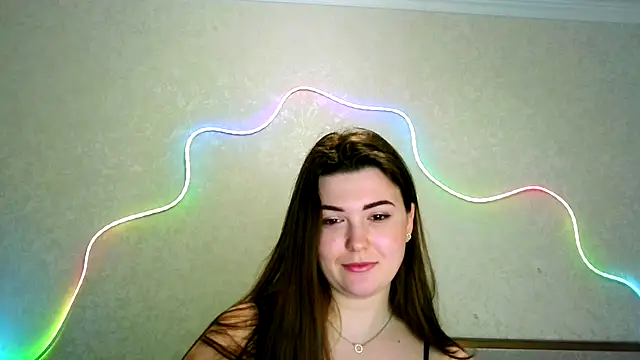 Snapshot of SeductiveTati chatting on 11-29-25, 12:57 SeductiveTati online show from 11-29-25, 12:57