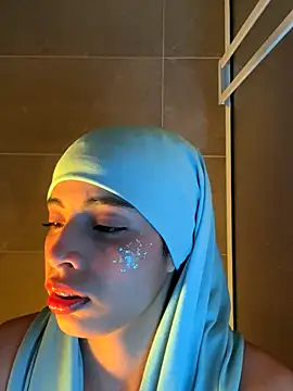 Snapshot of jhalila chatting on 10-02-25, 01:34 jhalila online show from 10-02-25, 01:34