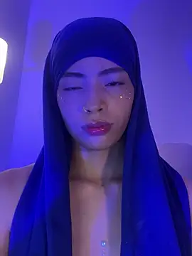 Snapshot of jhalila chatting on 10-22-25, 11:59 jhalila online show from 10-22-25, 11:59