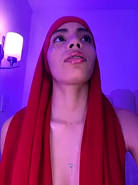 Snapshot of jhalila chatting on 12-14-25, 07:18 jhalila online show from 12-14-25, 07:18