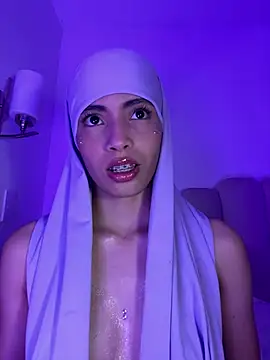 Snapshot of jhalila chatting on 01-18-26, 02:26 jhalila online show from 01-18-26, 02:26