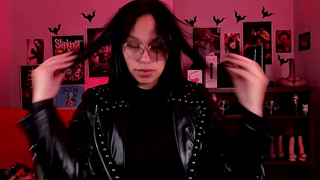 lilith-deveraux online show from 04-24-26, 11:18