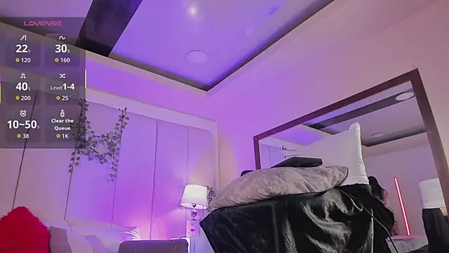 dayanne07 online show from 02-25-26, 05:06