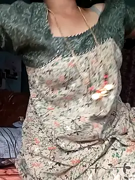 Snapshot of gunjan22 chatting on 01-09-25, 06:27 gunjan22 online show from 01-09-25, 06:27