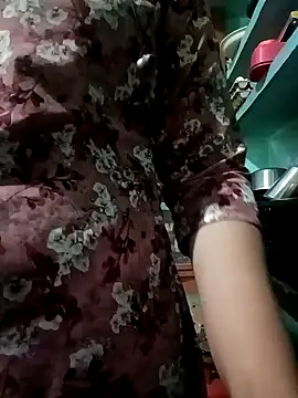 Snapshot of gunjan22 chatting on 02-04-25, 04:59 gunjan22 online show from 02-04-25, 04:59