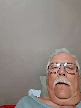Snapshot of NawtyB1965 chatting on 05-07-26, 03:45 NawtyB1965 online show from 05-07-26, 03:45