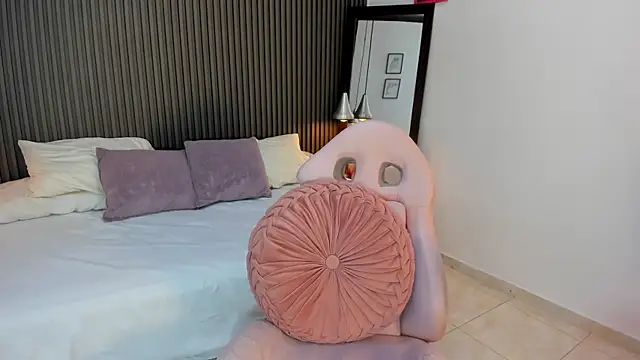 Axel brunette1 online show from 03-22-26, 11:41