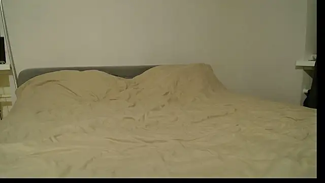 Irma-Bennet online show from 03-12-26, 08:26