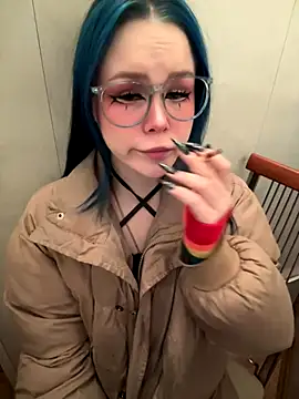 MaddisonHaas online show from 12-14-25, 01:44