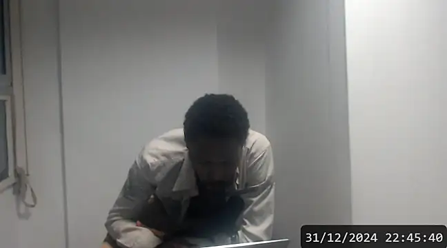 Snapshot of Mastertopdome chatting on 01-01-25, 01:47 Mastertopdome online show from 01-01-25, 01:47