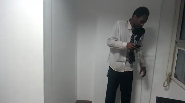 Snapshot of Mastertopdome chatting on 01-19-25, 12:49 Mastertopdome online show from 01-19-25, 12:49