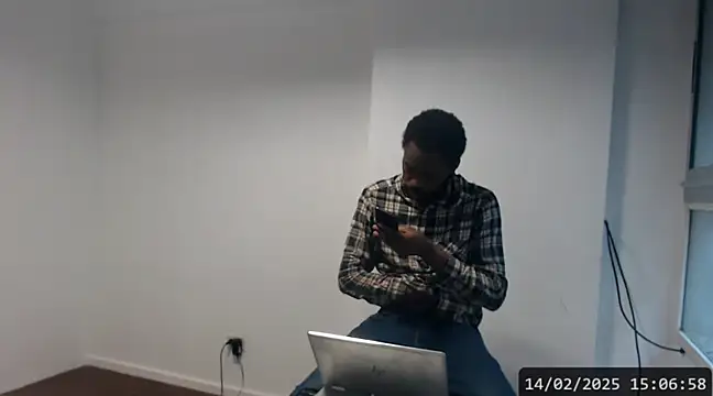 Snapshot of Mastertopdome chatting on 02-14-25, 06:08 Mastertopdome online show from 02-14-25, 06:08