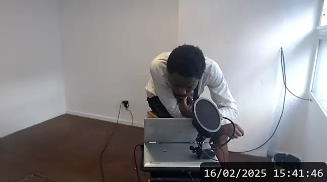 Snapshot of Mastertopdome chatting on 02-16-25, 06:43 Mastertopdome online show from 02-16-25, 06:43