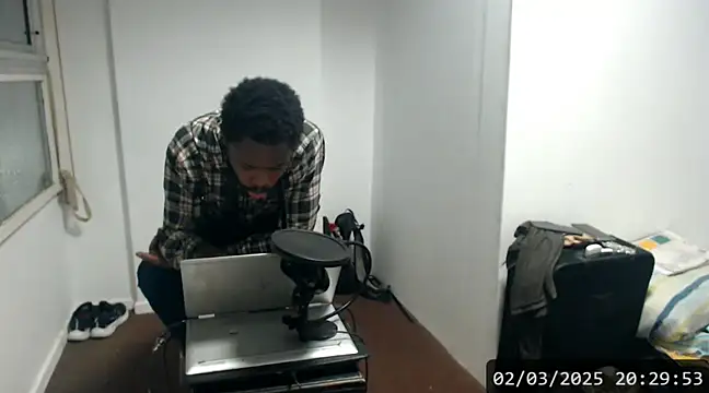 Snapshot of Mastertopdome chatting on 03-02-25, 11:31 Mastertopdome online show from 03-02-25, 11:31