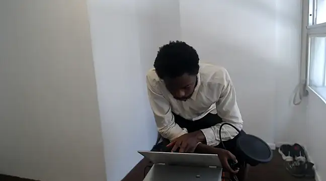 Snapshot of Mastertopdome chatting on 03-21-25, 04:18 Mastertopdome online show from 03-21-25, 04:18