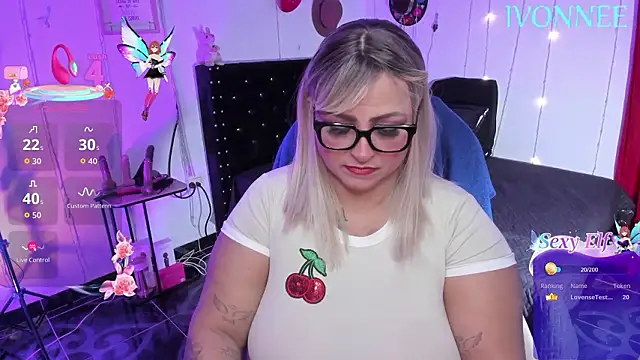 Ivonnee   online show from 02-20-26, 01:57