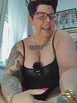 SunshineLexi online show from 03-27-26, 07:25