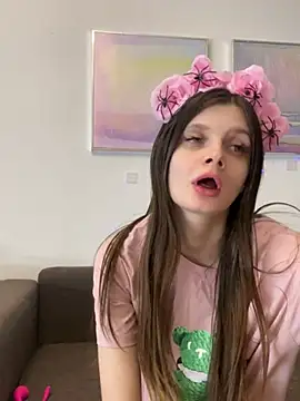 Effi 18 online show from 01-25-25, 02:04