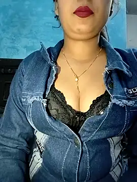 Snapshot of Shanaya_Hotty chatting on 12-01-24, 07:25 Shanaya Hotty online show from 12-01-24, 07:25
