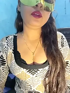 Snapshot of Shanaya_Hotty chatting on 12-05-24, 12:22 Shanaya Hotty online show from 12-05-24, 12:22
