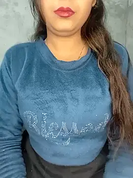 Snapshot of Shanaya_Hotty chatting on 01-11-25, 02:58 Shanaya Hotty online show from 01-11-25, 02:58