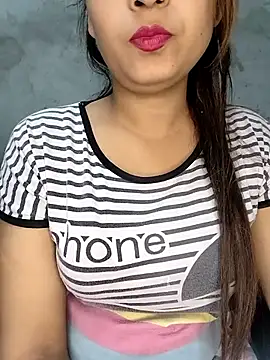 Snapshot of Shanaya_Hotty chatting on 02-25-25, 07:36 Shanaya Hotty online show from 02-25-25, 07:36