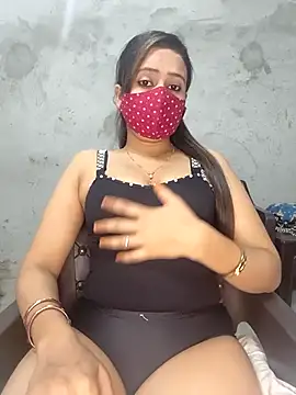 Snapshot of Shanaya_Hotty chatting on 03-20-25, 06:31 Shanaya Hotty online show from 03-20-25, 06:31
