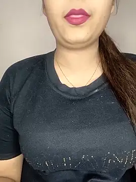 Shanaya Hotty online show from 11-23-25, 07:46