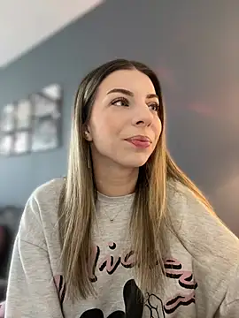 Mia Ethan online show from 04-23-26, 10:14