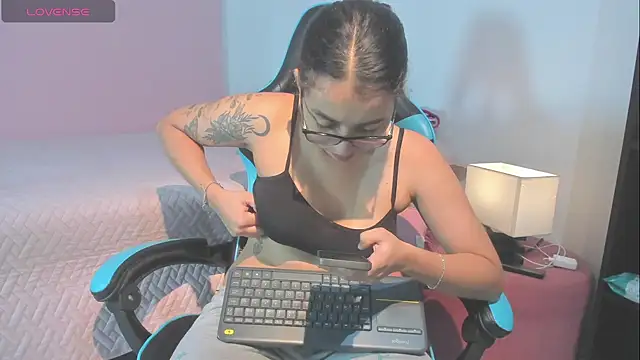  maria foxx  online show from 06-10-26, 12:04