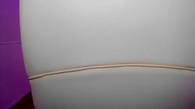 Snapshot of DaniRousse chatting on 01-29-25, 08:14 DaniRousse online show from 01-29-25, 08:14