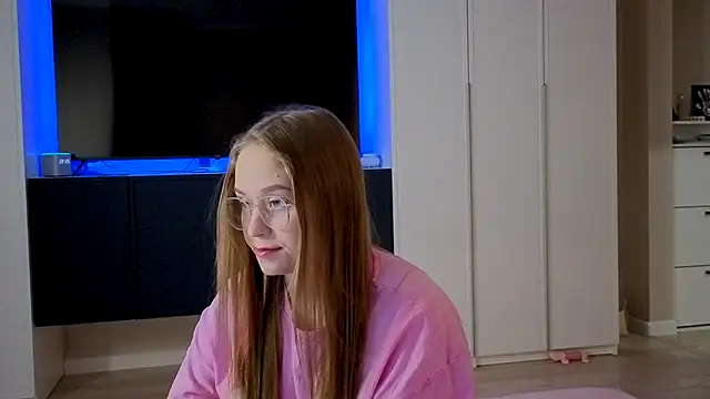 Snapshot of endlesssoffi chatting on 10-31-25, 07:26 endlesssoffi online show from 10-31-25, 07:26