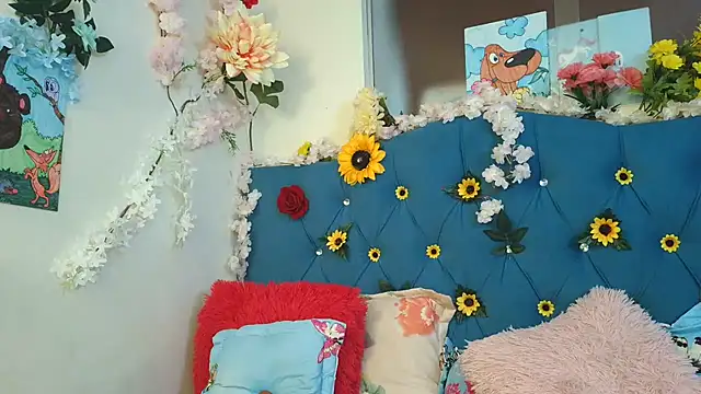Milkdulce1 online show from 05-13-26, 01:30