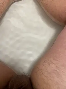 Hugo76578 online show from 11-02-25, 08:00