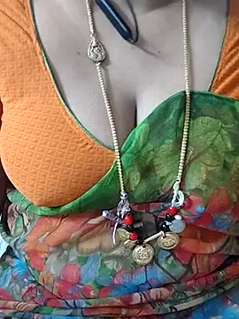 Snapshot of Sexy-Telugunayana2 chatting on 02-19-26, 07:26 Sexy-Telugunayana2 online show from 02-19-26, 07:26